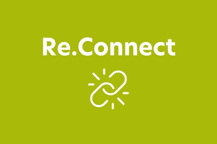 Ein grünes Bild mit der Schrift Re.Connect und einem Symbol.